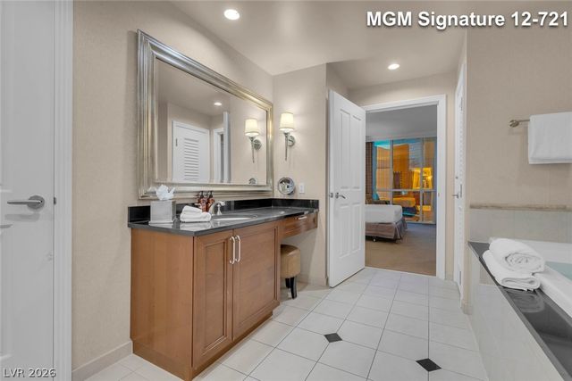 135 East Harmon Avenue 1221, Las Vegas, NV 89109