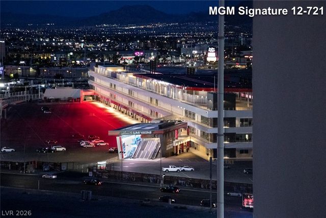 135 East Harmon Avenue 1221, Las Vegas, NV 89109