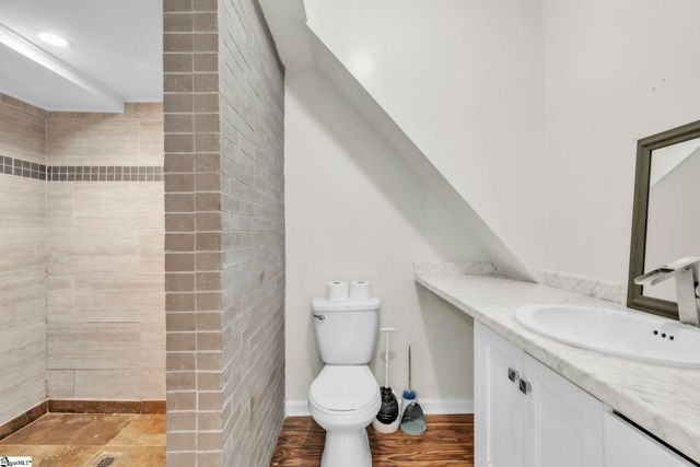 4 Henderson Street, Greenville, SC 29611