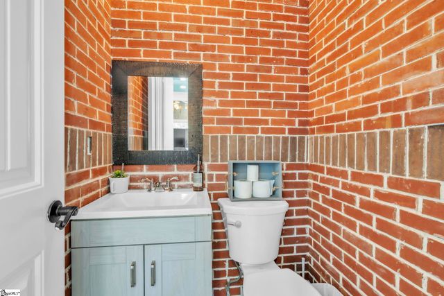 4 Henderson Street, Greenville, SC 29611