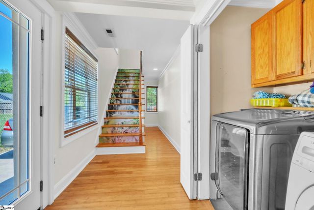 4 Henderson Street, Greenville, SC 29611