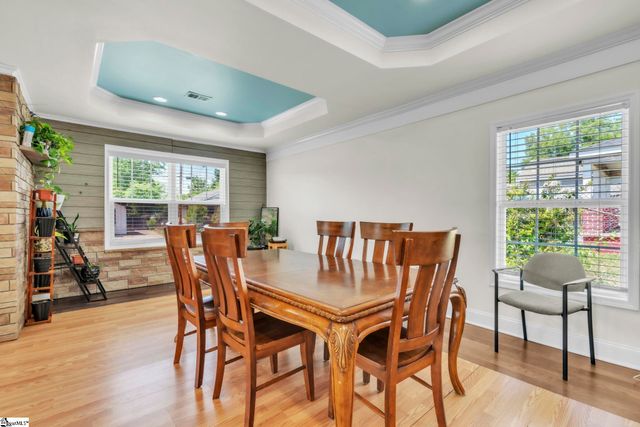 4 Henderson Street, Greenville, SC 29611