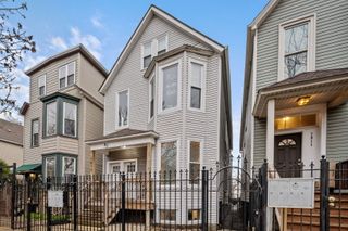 1813 N Kedzie Avenue, Chicago, IL 60647