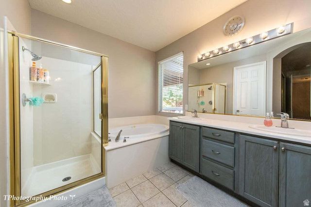 3355 E WILLOW SPRINGS DR, Washington, UT 84780