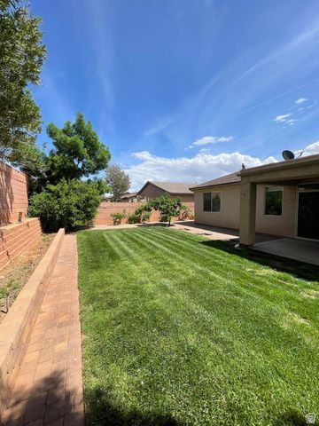 3355 E WILLOW SPRINGS DR, Washington, UT 84780