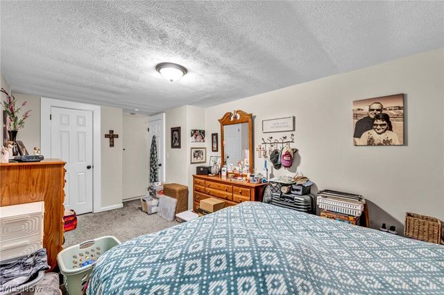 7476 Pinehurst Drive, Mentor On The Lake, OH 44060