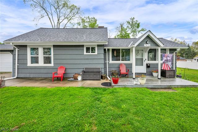 7476 Pinehurst Drive, Mentor On The Lake, OH 44060