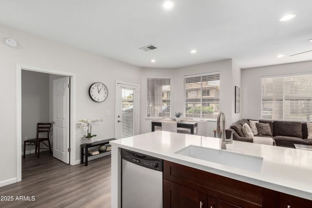 7009 E ACOMA Drive 1143, Scottsdale, AZ 85254