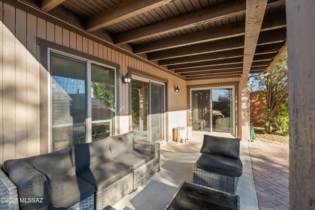 2661 S Camino Vega, Green Valley, AZ 85622