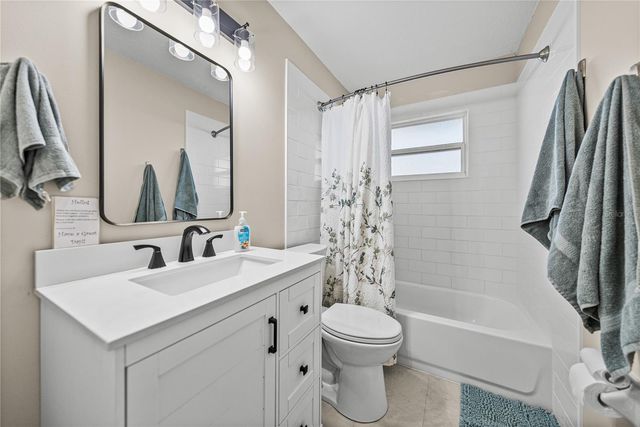 104 N LAKE REEDY BOULEVARD, Frostproof, FL 33843