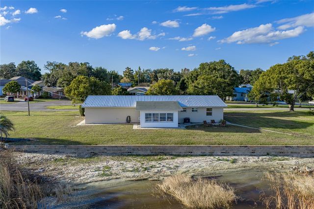 104 N LAKE REEDY BOULEVARD, Frostproof, FL 33843