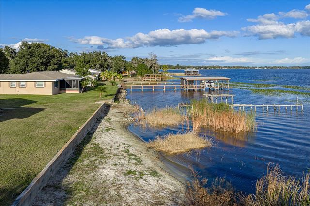 104 N LAKE REEDY BOULEVARD, Frostproof, FL 33843