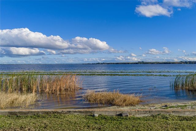 104 N LAKE REEDY BOULEVARD, Frostproof, FL 33843