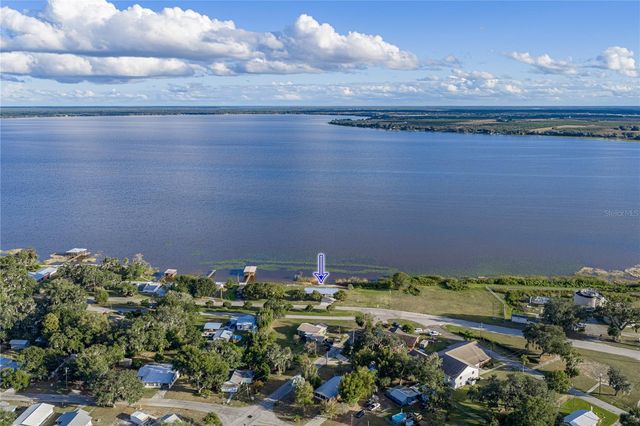 104 N LAKE REEDY BOULEVARD, Frostproof, FL 33843