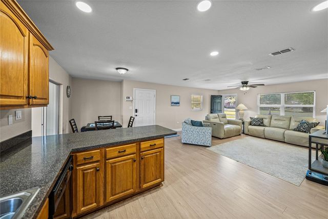 104 N LAKE REEDY BOULEVARD, Frostproof, FL 33843