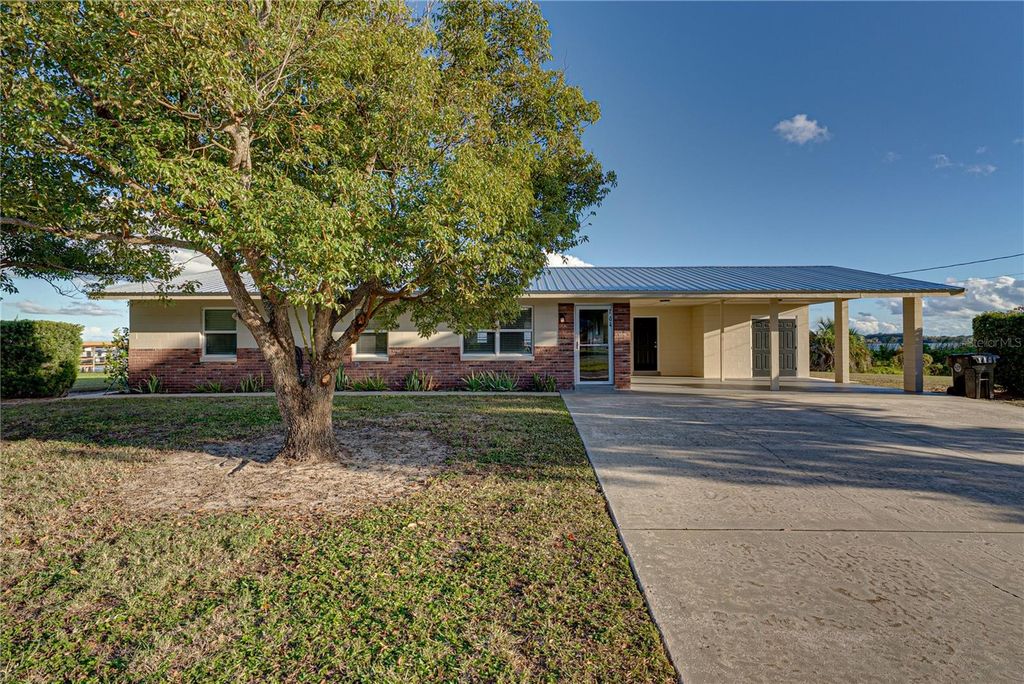 104 N LAKE REEDY BOULEVARD, Frostproof, FL 33843