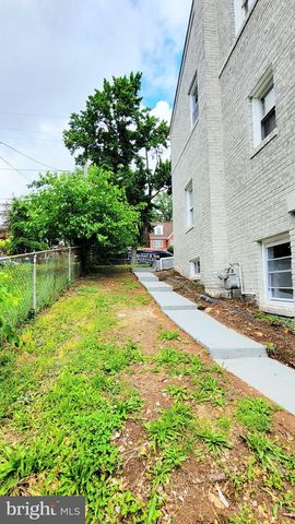 139 WILMINGTON PL SE, Washington, DC 20032