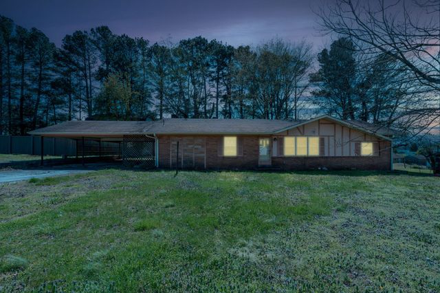 118 Park St, Loretto, TN 38469