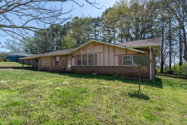 118 Park St, Loretto, TN 38469