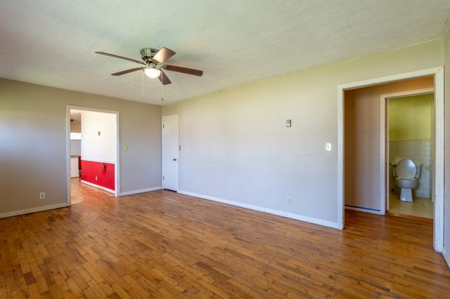 118 Park St, Loretto, TN 38469