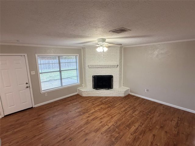 1601 Byron Avenue, Deer Park, TX 77536