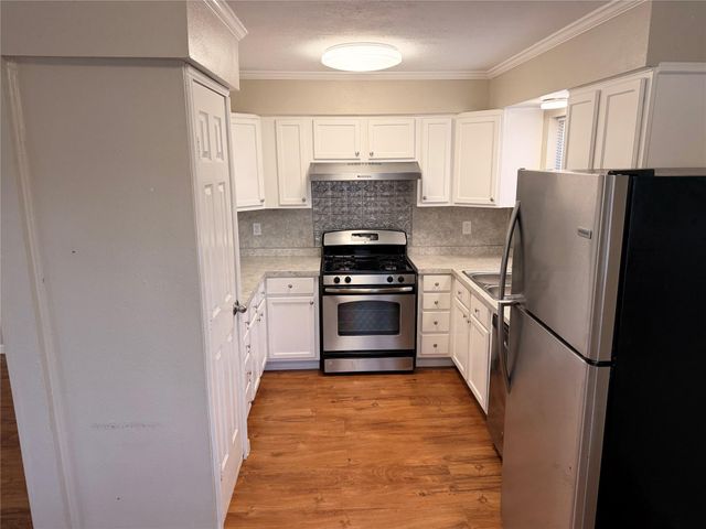 1601 Byron Avenue, Deer Park, TX 77536