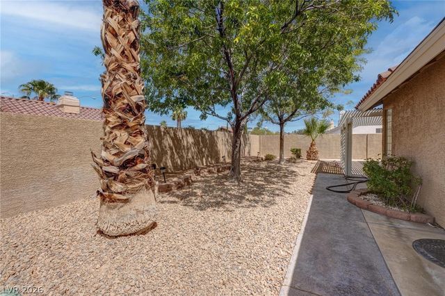 840 Coastal Beach Road, Henderson, NV 89002