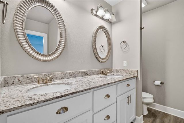 1749 Charismatic Drive, Prairie Grove, AR 72753