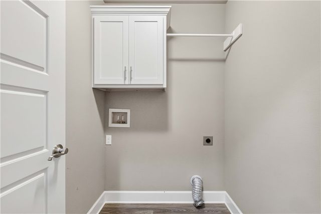1749 Charismatic Drive, Prairie Grove, AR 72753