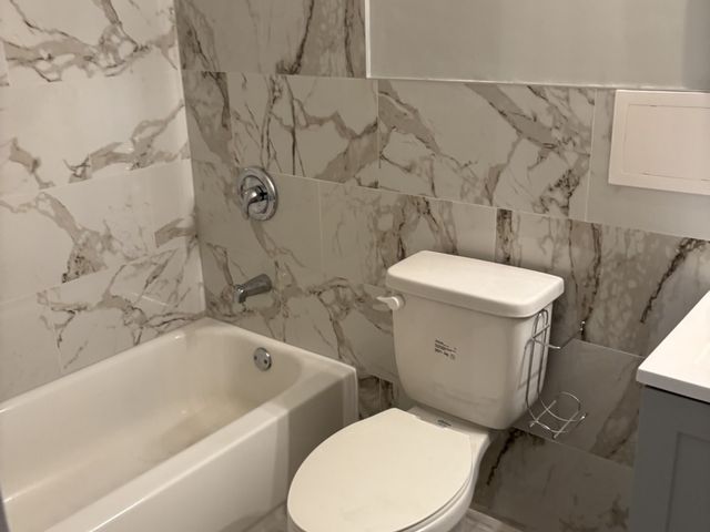 9074 W Terrace Drive 1I, Niles, IL 60714