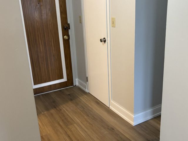 9074 W Terrace Drive 1I, Niles, IL 60714