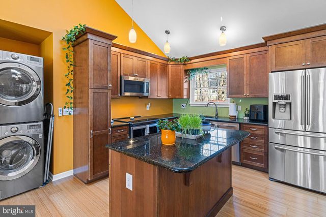 80 MANHASSET TRL, Medford Lakes, NJ 08055