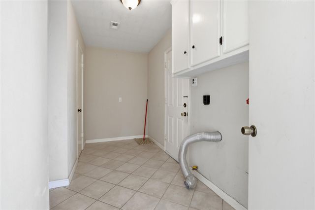 1007 Manatee Lane, Houston, TX 77090