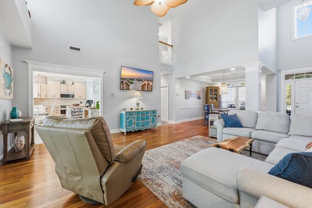 353 Green Creek Bay Circle, Murrells Inlet, SC 29576