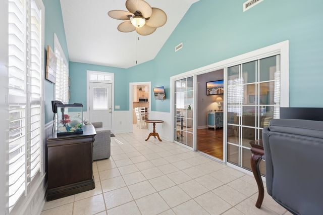 353 Green Creek Bay Circle, Murrells Inlet, SC 29576