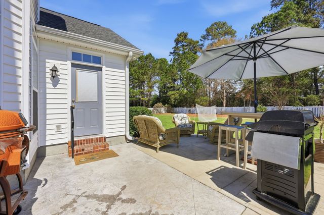 353 Green Creek Bay Circle, Murrells Inlet, SC 29576