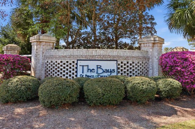 353 Green Creek Bay Circle, Murrells Inlet, SC 29576