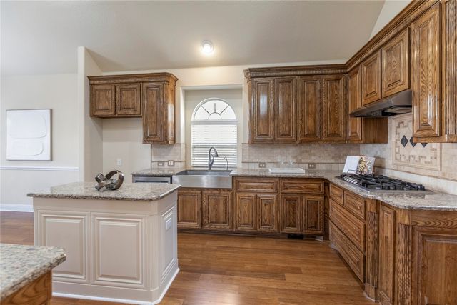 12744 Forest Glen Lane, Fort Worth, TX 76244