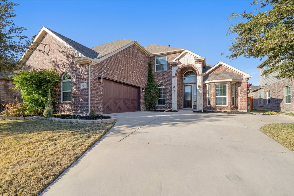 12744 Forest Glen Lane, Fort Worth, TX 76244