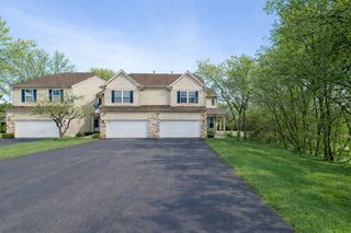 860 Amelia Court, Grayslake, IL 60030