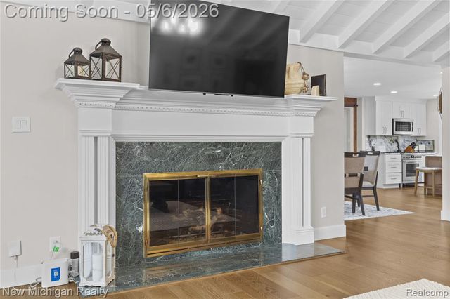 33733 Braebury Ridge, Farmington Hills, MI 48331