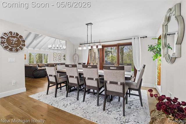 33733 Braebury Ridge, Farmington Hills, MI 48331