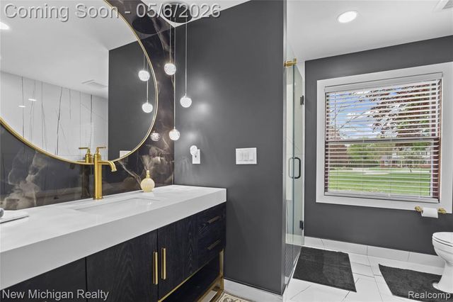 33733 Braebury Ridge, Farmington Hills, MI 48331