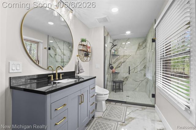 33733 Braebury Ridge, Farmington Hills, MI 48331