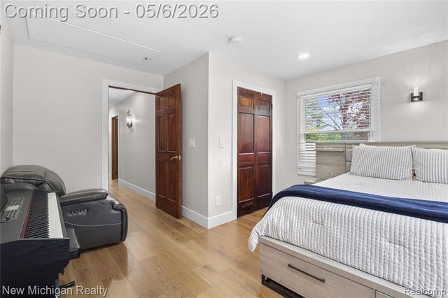 33733 Braebury Ridge, Farmington Hills, MI 48331