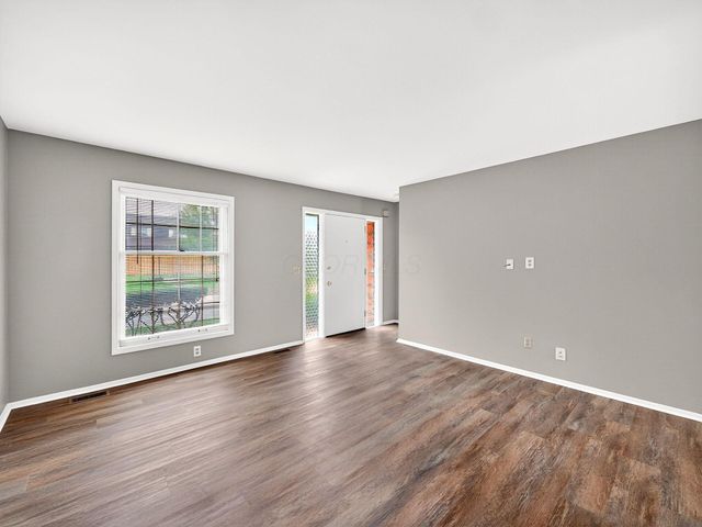 2375 Hardesty Drive N, A5, Columbus, OH 43204