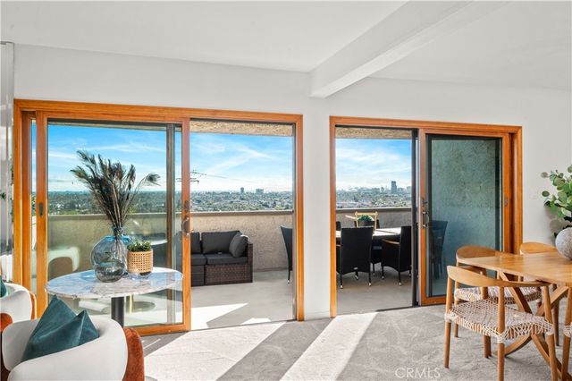 2503 E 21st Street 205, Signal Hill, CA 90755