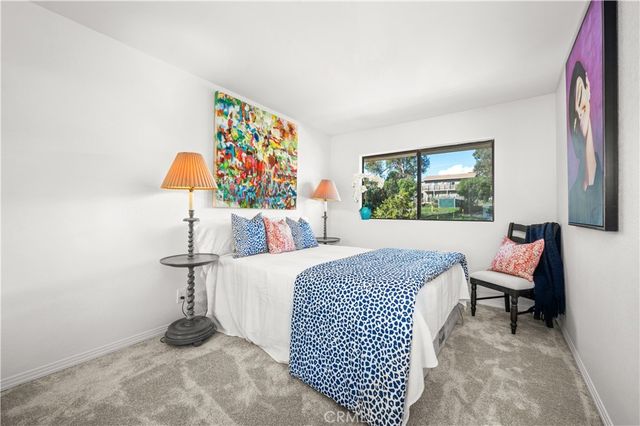 2503 E 21st Street 205, Signal Hill, CA 90755