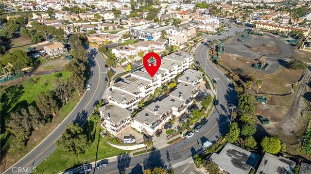 2503 E 21st Street 205, Signal Hill, CA 90755