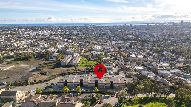 2503 E 21st Street 205, Signal Hill, CA 90755